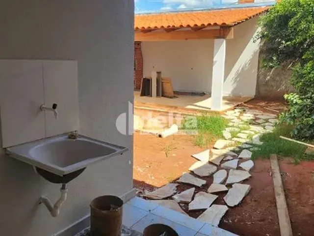 Imagem 5: Casa Reformada em Excelente Localização!!