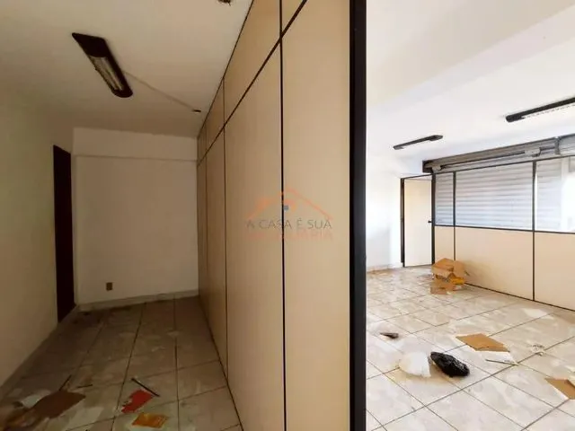 Imagem 5: Sala com Aproximadamente 45M² em Ótima Localização Próximo Ao Ponto Comercial Do