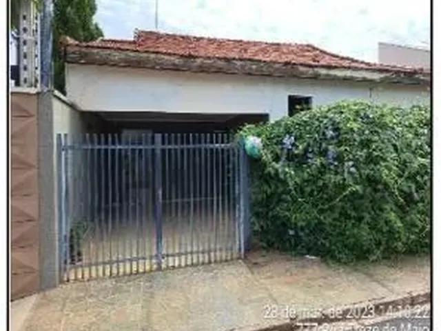 Imagem: Itajobi - Casa Padrão - Parque do Colegio