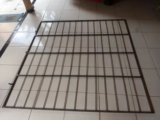 Imagem 2: 2 Grades para Comércio