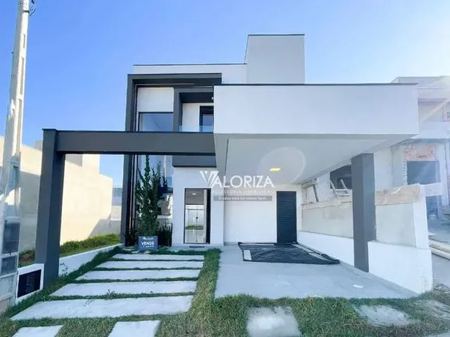 Imagem: Casa com 3 Dormitórios À Venda - Horto