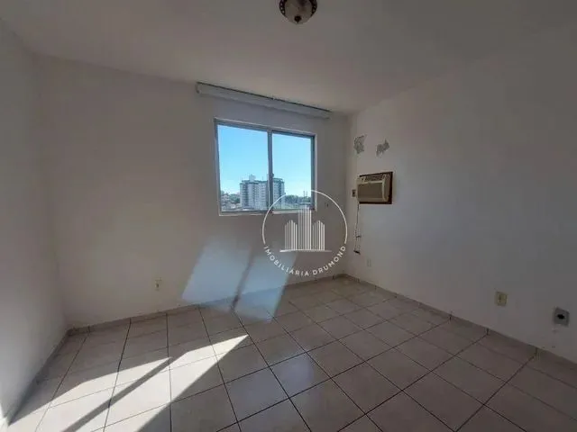 Imagem 2: Apartamento com 3 Dormitórios À Venda, 78 M² por R$ 400.000,00 - Estreito