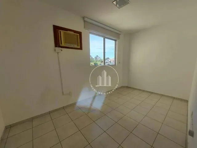 Imagem 3: Apartamento com 3 Dormitórios À Venda, 78 M² por R$ 400.000,00 - Estreito