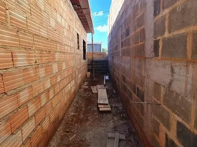 Imagem 7: Casa de 03 Quartos, Afonso Queiroz - Patos de Minas