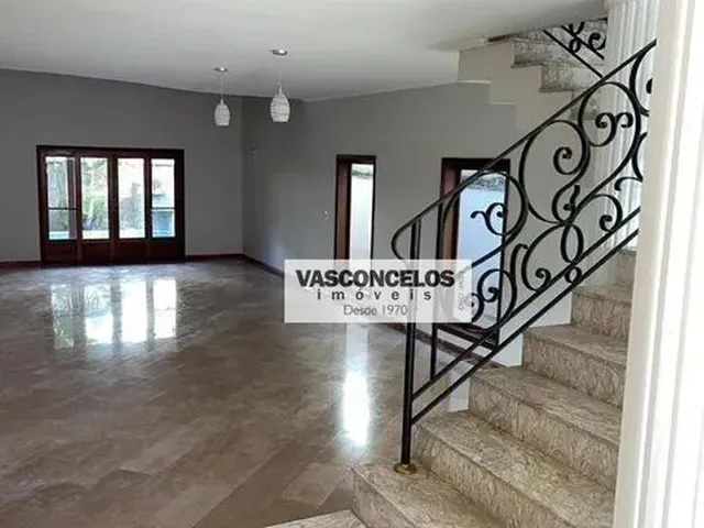 Imagem: Casa com 3 Dormitórios para Alugar, 250