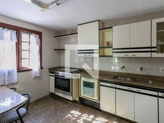 Imagem 5: Casa para Aluguel - Itapoã, 3 Quartos, 400 M2