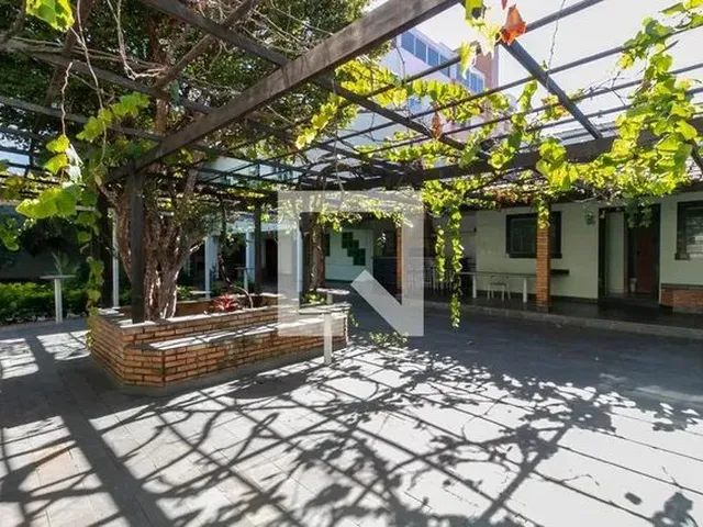Imagem 2: Casa para Aluguel - Itapoã, 3 Quartos, 400 M2