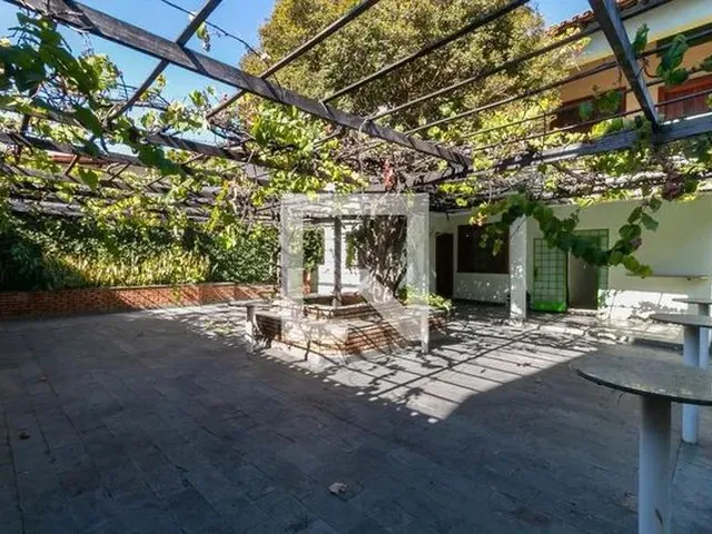 Imagem 4: Casa para Aluguel - Itapoã, 3 Quartos, 400 M2