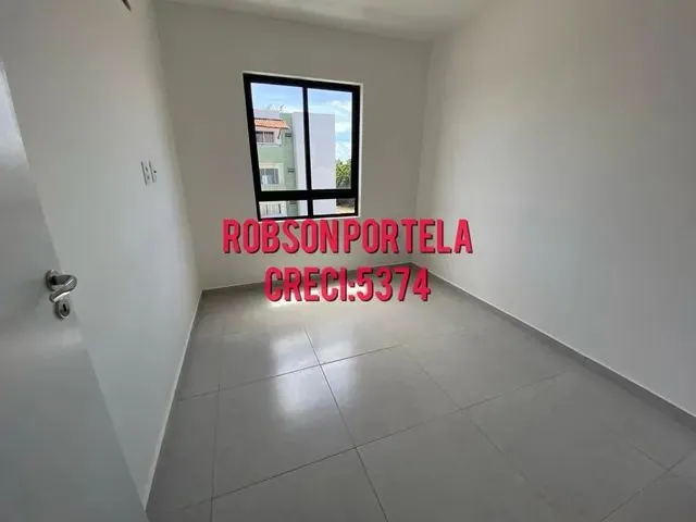 Imagem 2: Apartamento a Venda no Poço 2 Quartos com Elevador e Área de Lazer a 600 Metros do Mar