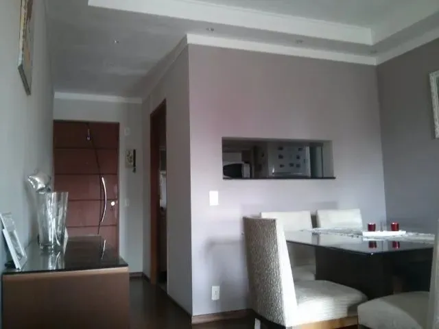 Imagem: O apartamento possui 3 Dormitórios, 1 Suíte, 2 Banheiros,