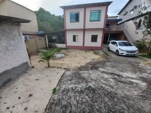 Imagem 1: Imóvel com 10 Quartos no Bairro da Paz Distribuídos em 5 Casas + Ponto Comercial