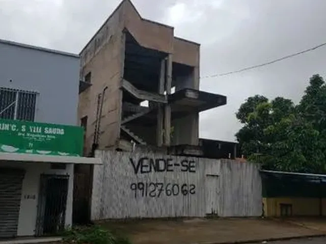 Imagem: O apartamento possui 5 Dormitórios, 2 Banheiros, 450m² de