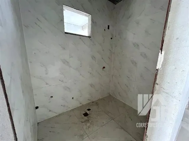 Imagem 4: Casa Terrea a Venda em Camboriú com Suíte