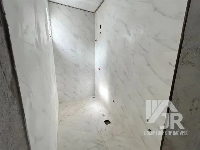 Imagem 9: Casa Terrea a Venda em Camboriú com Suíte