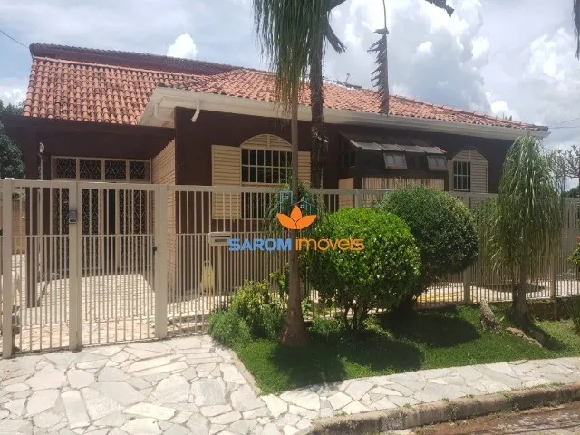 Imagem: Casa Maravilhosa de Quatro Quartos com Suítes
