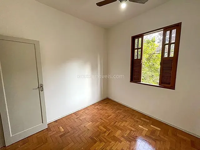 Imagem 2: Cód.: 4520 - Apartamento 2 Quartos com Garagem para Locação - Dr. José Procópio