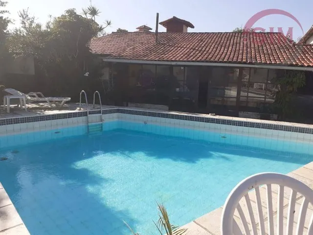 Imagem: Casa com 4 Dormitórios À Venda, 400 M²