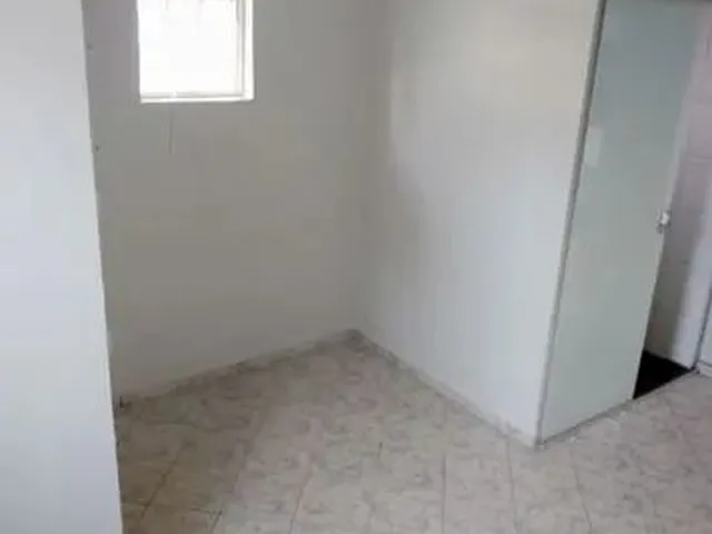 Imagem 4: Kitnet Completa Casa em condomínio com 1 dormitório