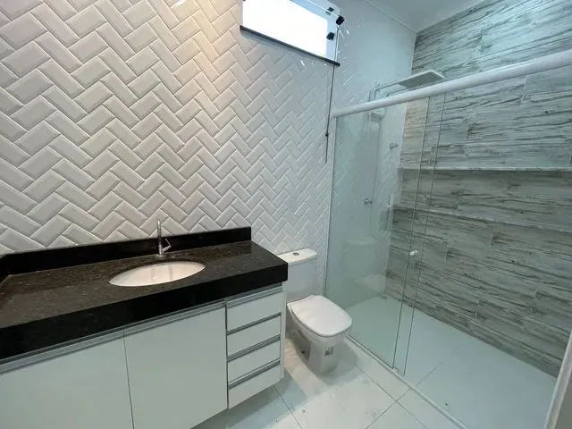 Imagem 3: Condomínio Forest Hill Alugo Casa Térrea, Alta, com 3 Suítes, Climatizada, Modulados