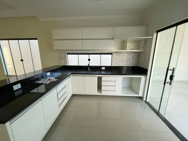 Imagem 8: Condomínio Forest Hill Alugo Casa Térrea, Alta, com 3 Suítes, Climatizada, Modulados