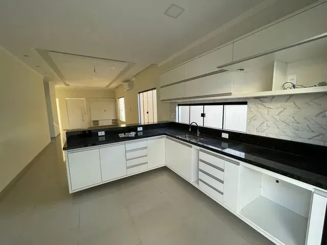 Imagem 16: Condomínio Forest Hill Alugo Casa Térrea, Alta, com 3 Suítes, Climatizada, Modulados