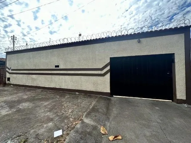 Imagem: Casa Térrea 4/4 Qtos - Setor Urias Magalhães