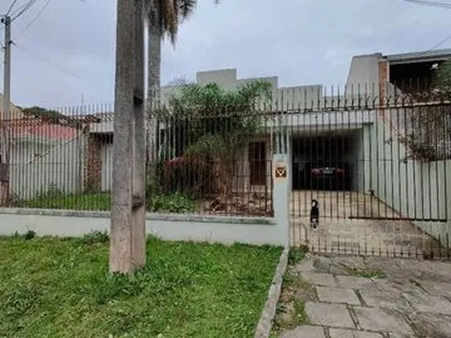 Imagem: Casa Grande com Piscina e Churrasqueira
