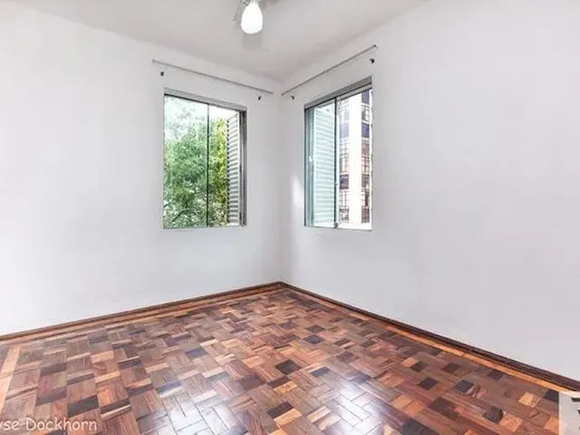 Imagem 7: Apartamento 3 Dor Semi Mobiliado