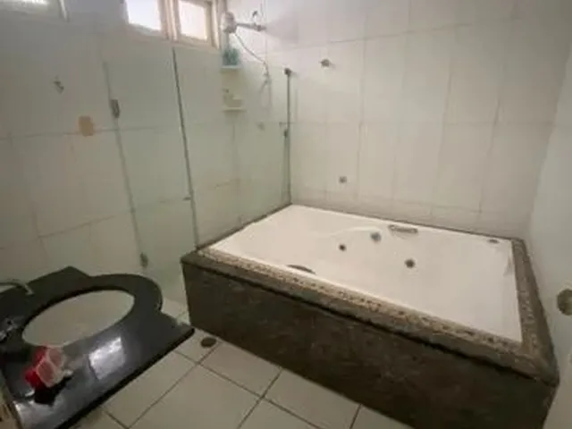Imagem 3: Casa com 5 Quartos - Novo Mundo