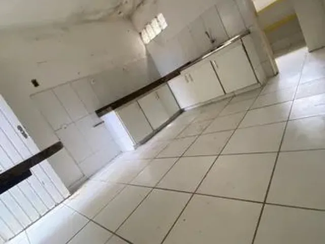 Imagem 4: Casa com 5 Quartos - Novo Mundo