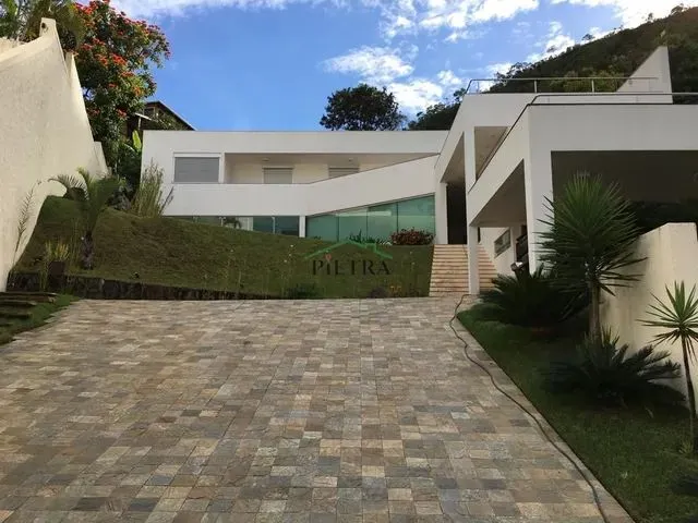Imagem: Belo Horizonte - Casa Padrão - Mangabeiras