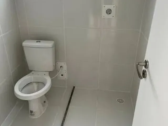 Imagem: O apartamento possui 2 Dormitórios, 1 Banheiro, 2 Vagas na