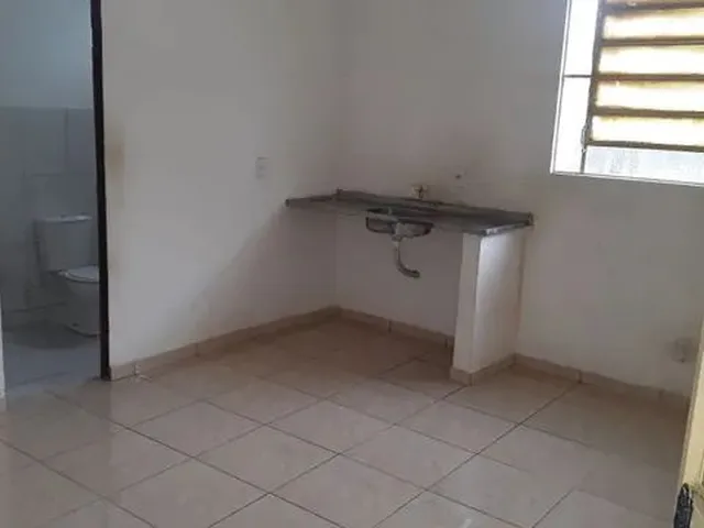 Imagem 2: Kitnet /Japiim Quarto com aluguel por R$500 /mês