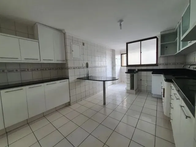 Imagem 9: Alugo Apto nas Graças com 187M2