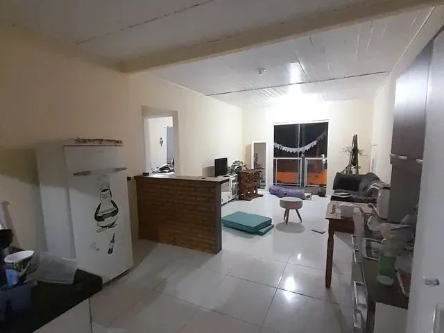 Imagem: Alugo Quarto- Bairro Carianos