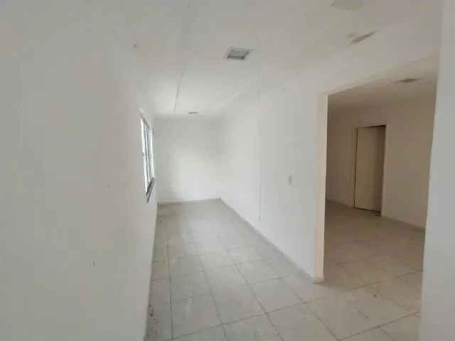 Imagem: Casa com 4 Quartos para Alugar / Duplex