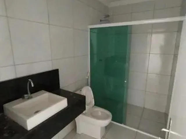 Imagem 8: Casa com 4 Quartos para Alugar / Duplex. Castelão