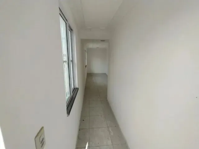 Imagem 3: Casa com 4 Quartos para Alugar / Duplex. Castelão