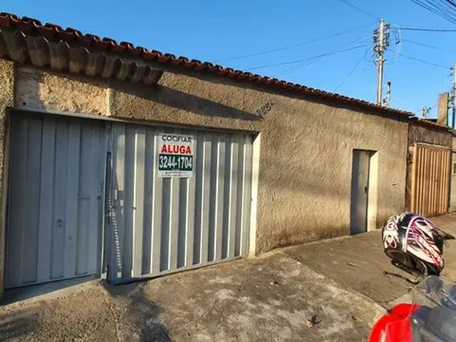 Imagem: Casa Individual de 2 Quartos e 2 Vagas
