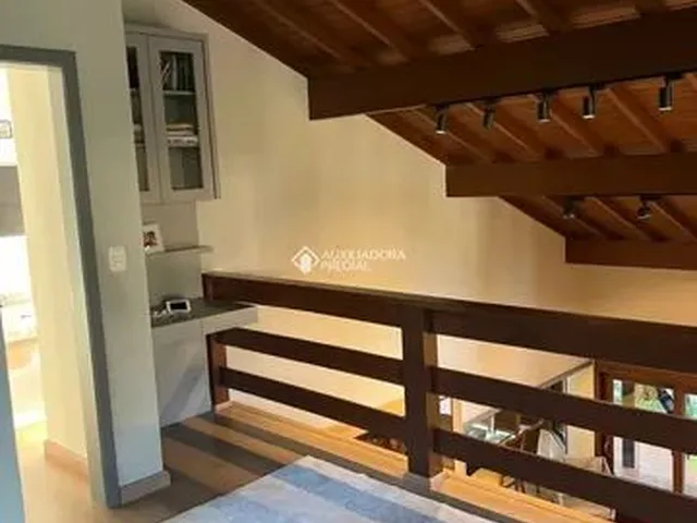 Imagem 12: Gramado - Casa Padrão - Pórtico