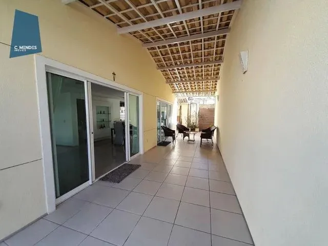 Imagem 10: Casa com 3 Dormitórios À Venda