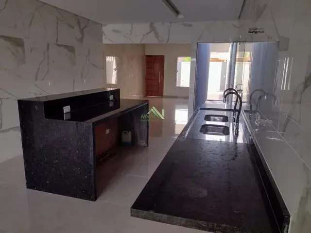 Imagem 4: Casa para Venda em Campo Grande, Vila Morumbi, 3 Dormitórios, 3 Suítes, 1 Banheiro, 2