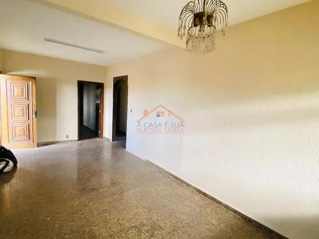 Imagem 6: Casa de 04 Quartos, 01 Suíte e 02 Vagas de Garagem no Bairro Eldorado Contagem