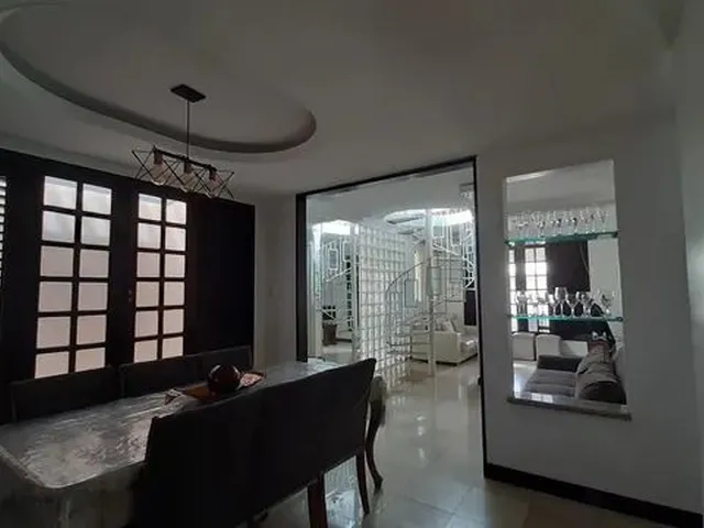 Imagem 2: Mobiliada, Energia Solar - Alto Padrão, Piscina 200M2, 4 Quartos, Ar Condicionados