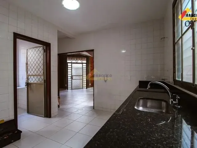 Imagem 3: Casa para Aluguel, 3 Quartos, 1 Suíte, 2 Vagas, Esplanada - Divinópolis/Mg