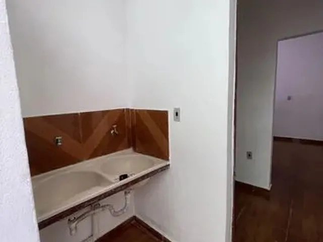 Imagem 1: Barracão no Bairro Guarani