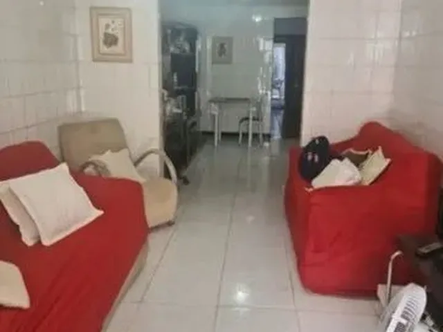 Imagem 1: Casa Confortável 2/4 em Pituaçu