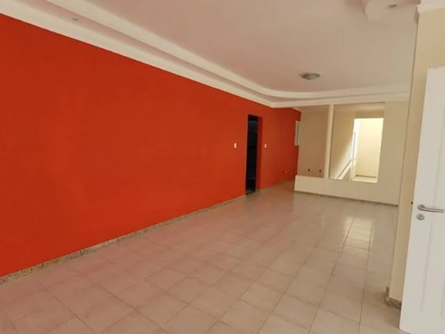 Imagem 2: Casa na Coroa do Meio, Próxima À Orla