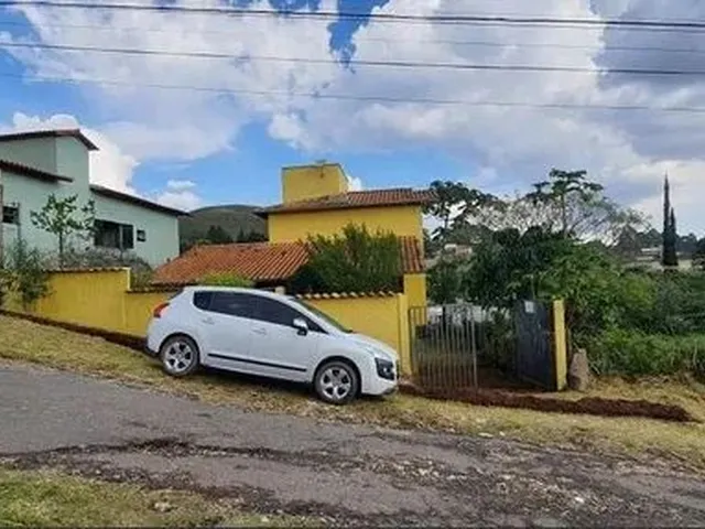 Imagem 2: Casa Colonial de 03 Quartos no Vale do Sol