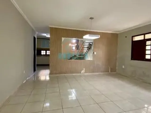 Imagem 5: Casa com Piscina para Locação!